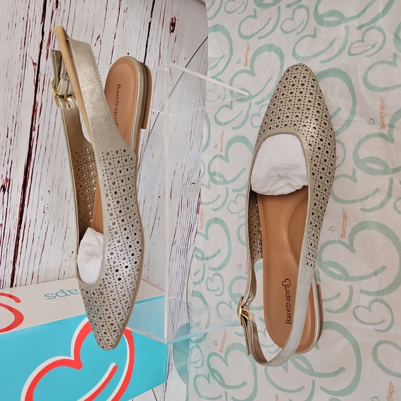 NWT Baretraps Rive Sling Back Flats Size 9M - Picture 10 of 17